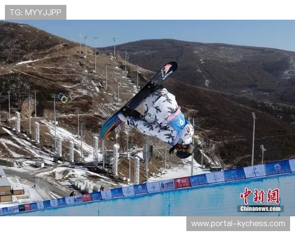 单板滑雪U型场地技巧世界杯12月中国揭幕 云顶滑雪公园承办