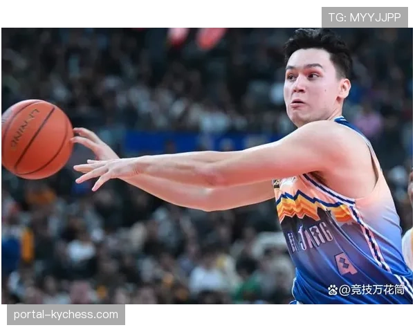 新疆队外援琼斯结束个人训练，单独加练三分球